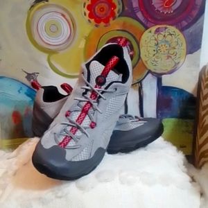 Women's Merrell Avian Vent Hiking Shoes